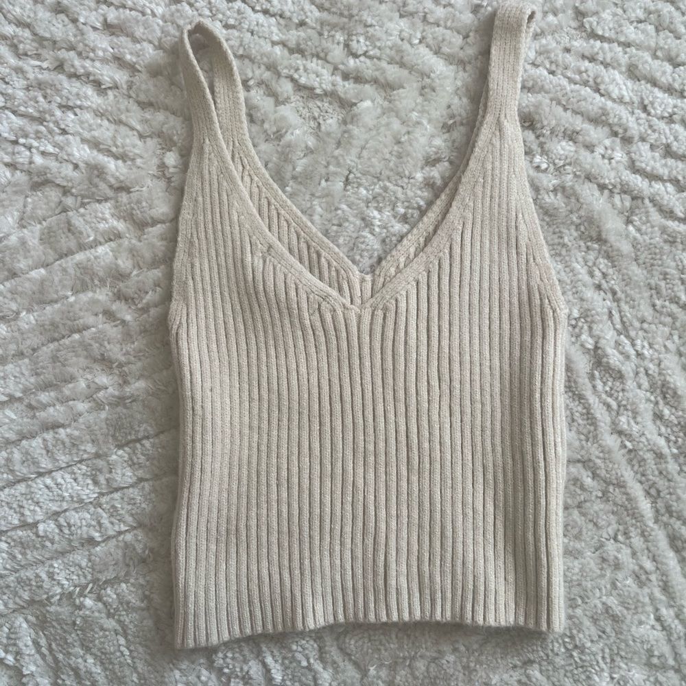 Sky and Sparrow Women's Cream and Tan Vest XS